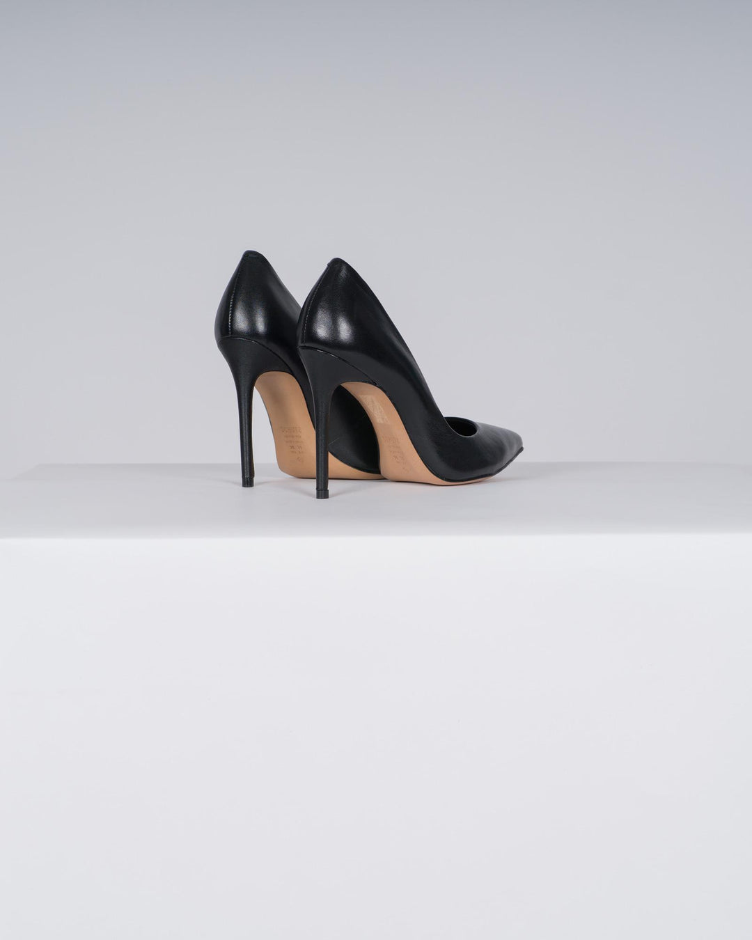 Décolleté in pelle nera tacco 10 cm 