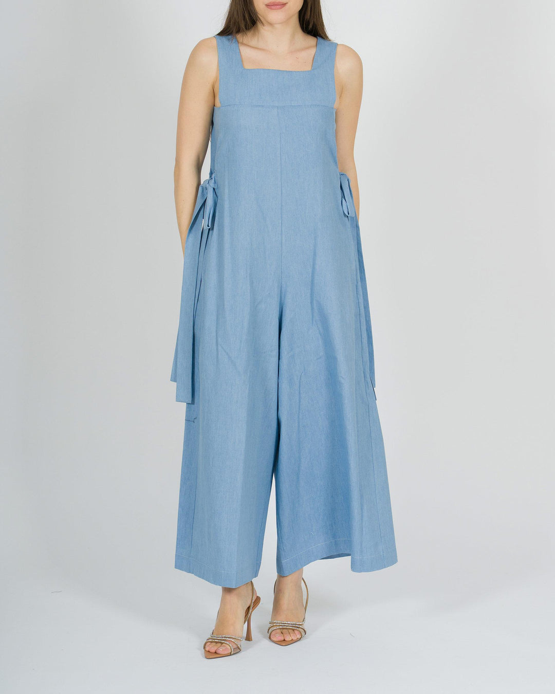 Tuta Meimeij azzurra in viscosa ultra light 