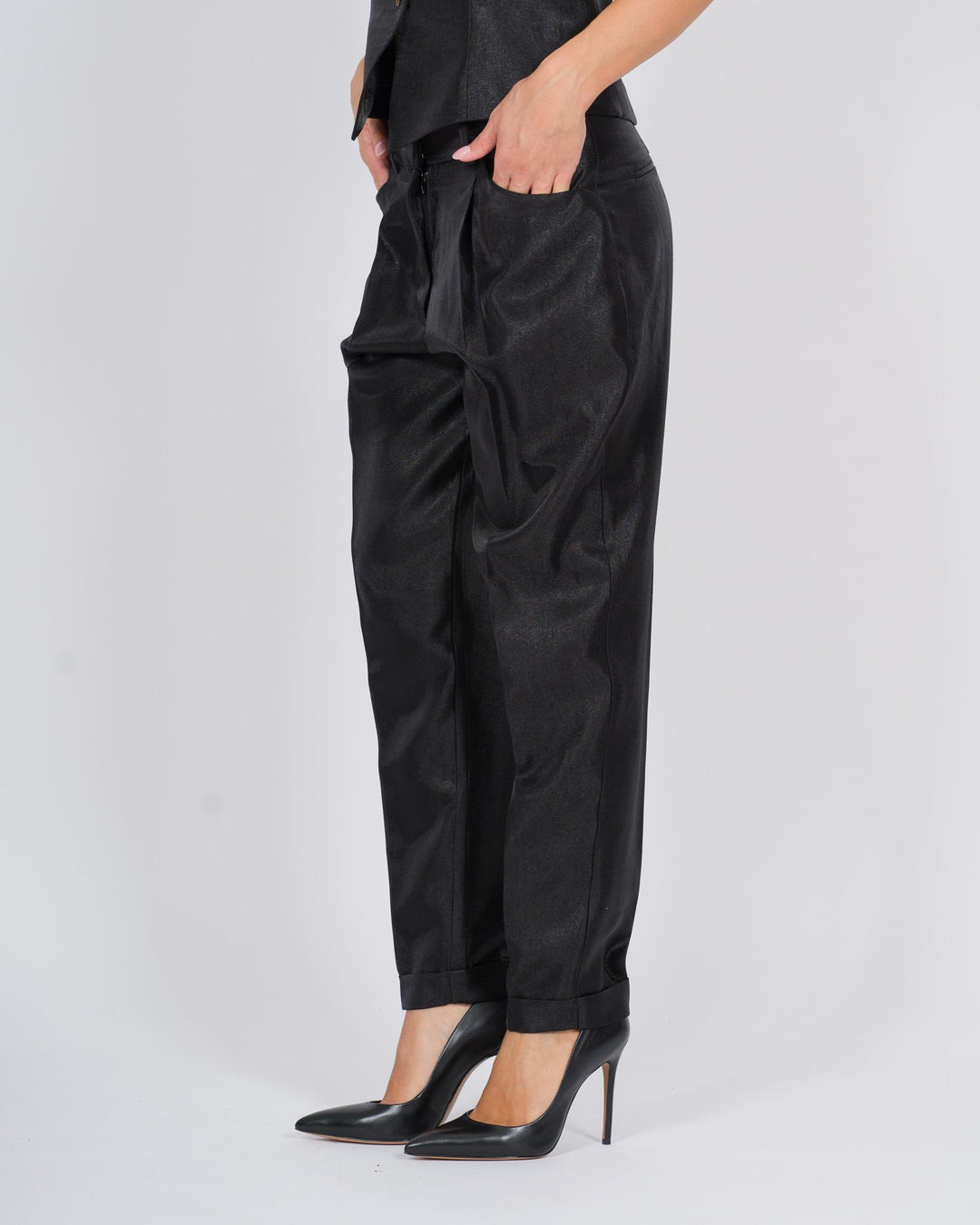 Pantaloni a vita alta con pinces ed effetto scintillante nero 