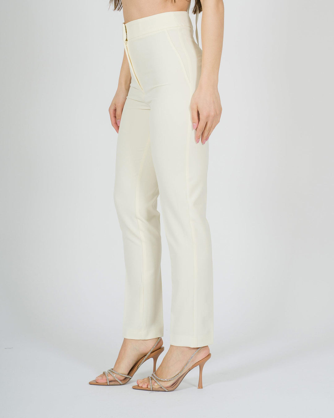 Pantalone ventre piatto a stiletto panna 
