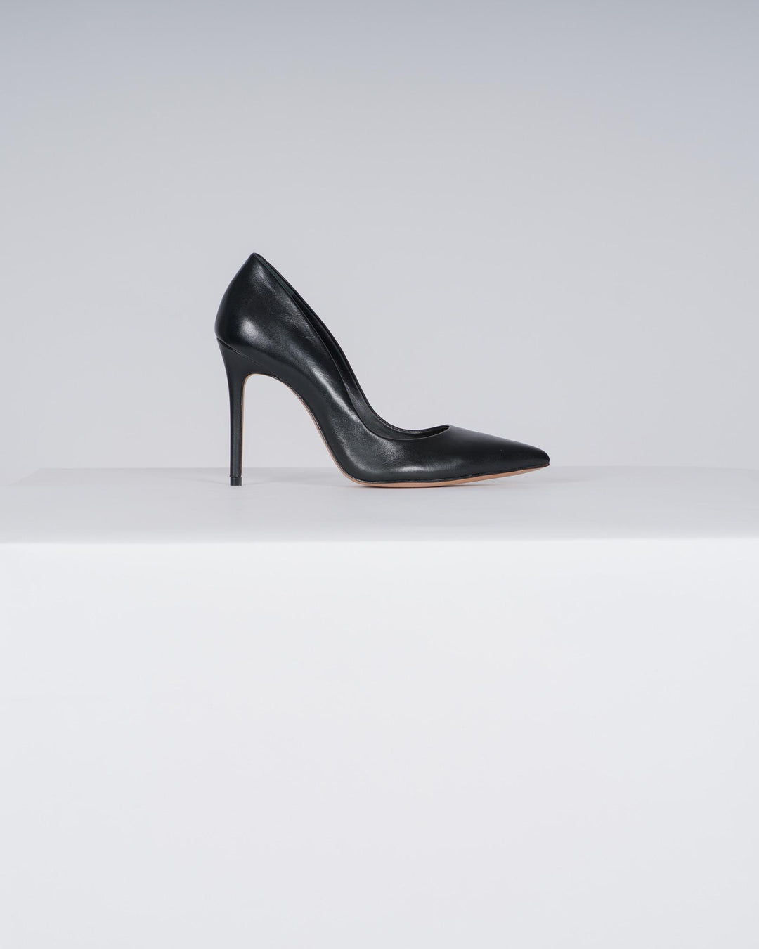 Décolleté in pelle nera tacco 10 cm 
