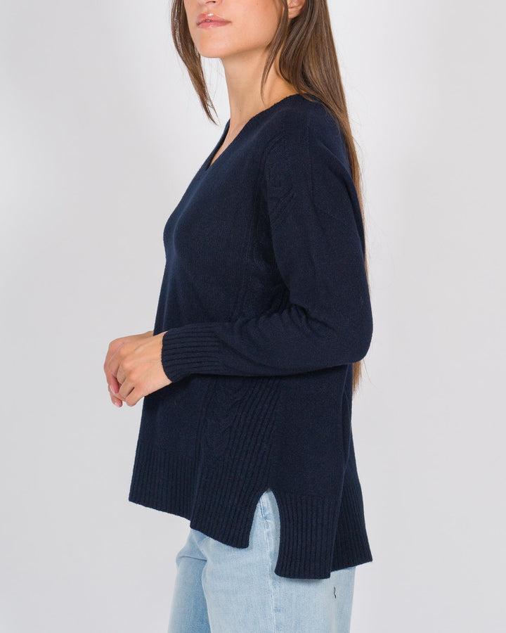 Maglia dettagli a treccia blu 