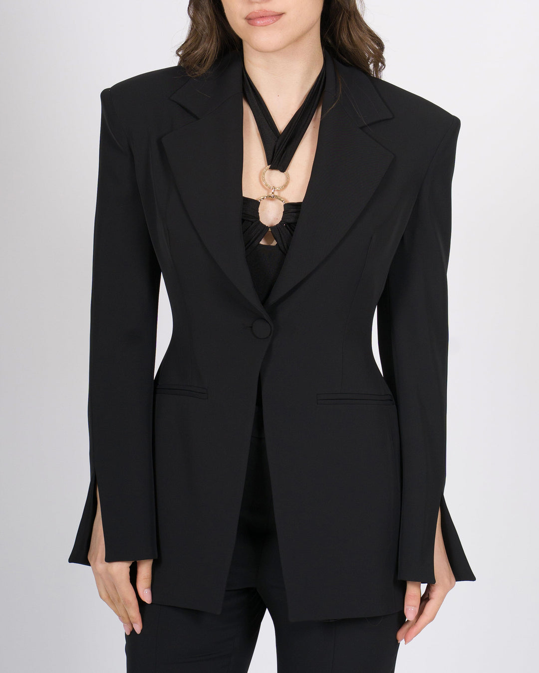 Giacca Silence nera slim fit con rever a lancia. 