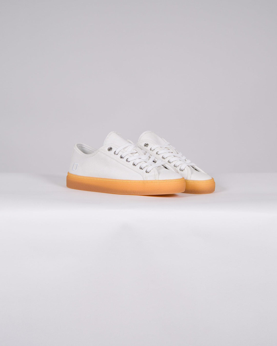 TENDER CANVAS WHITE<BR/> 