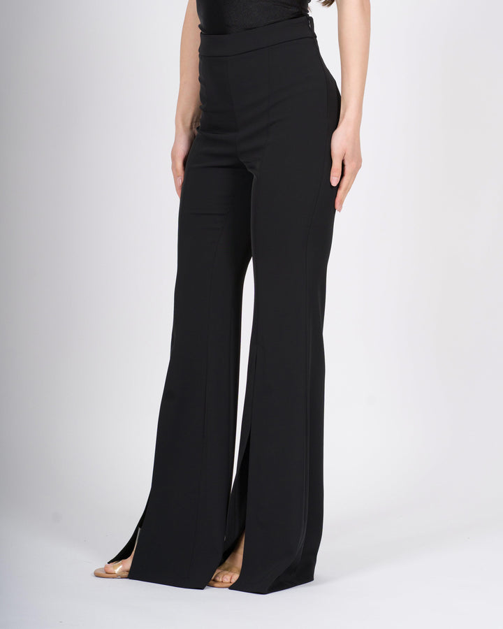 pantalone nero  a zampa con spacchi 