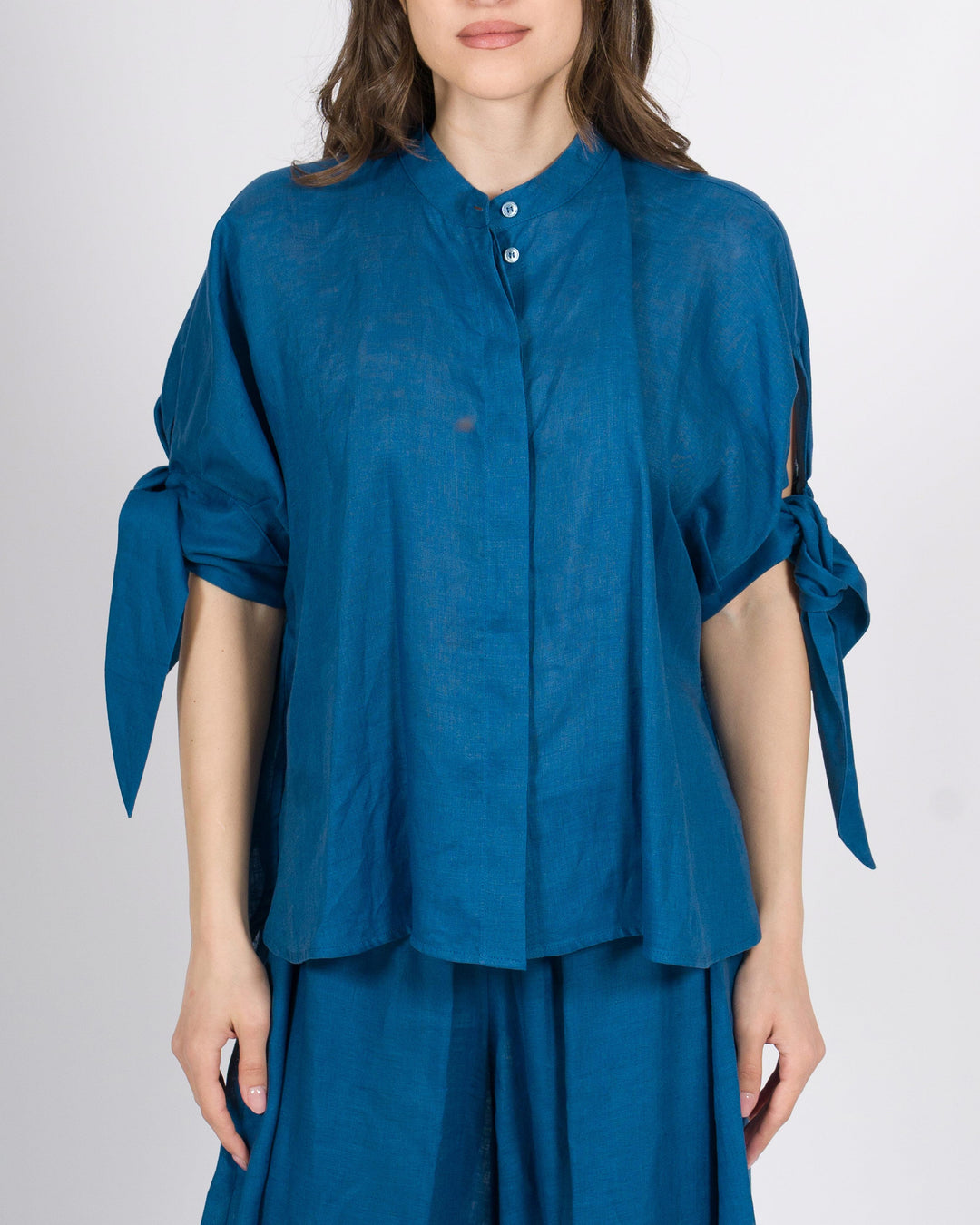 Camicia in Lino Meimeij azzurra con Collo Pistagna 