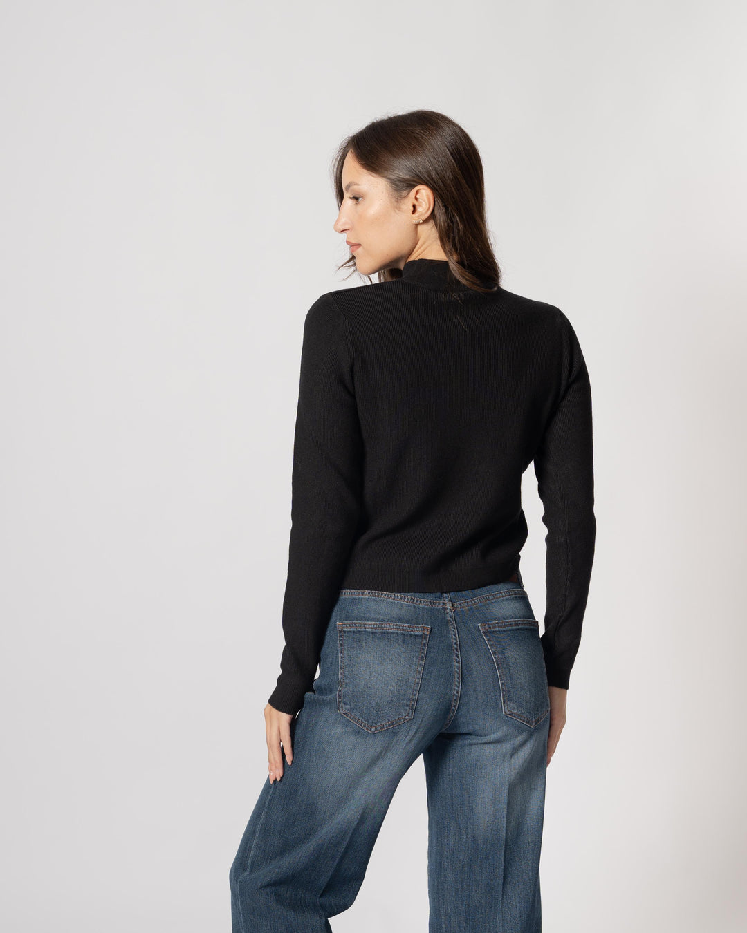 Maglia lupetto goccia nera 