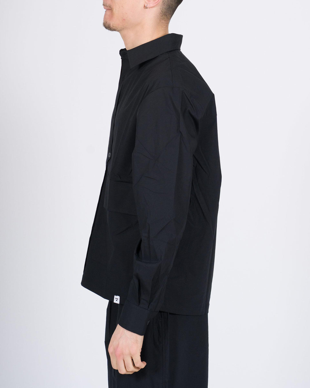 Camicia manica lunga in cotone parastretch nera con tasconi 