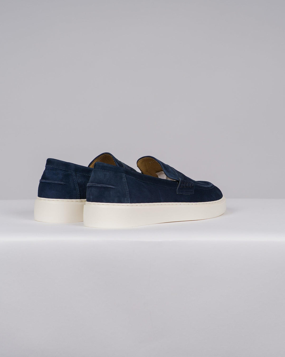 Mocassini Uomo in Suede Blu con Para Bianca 