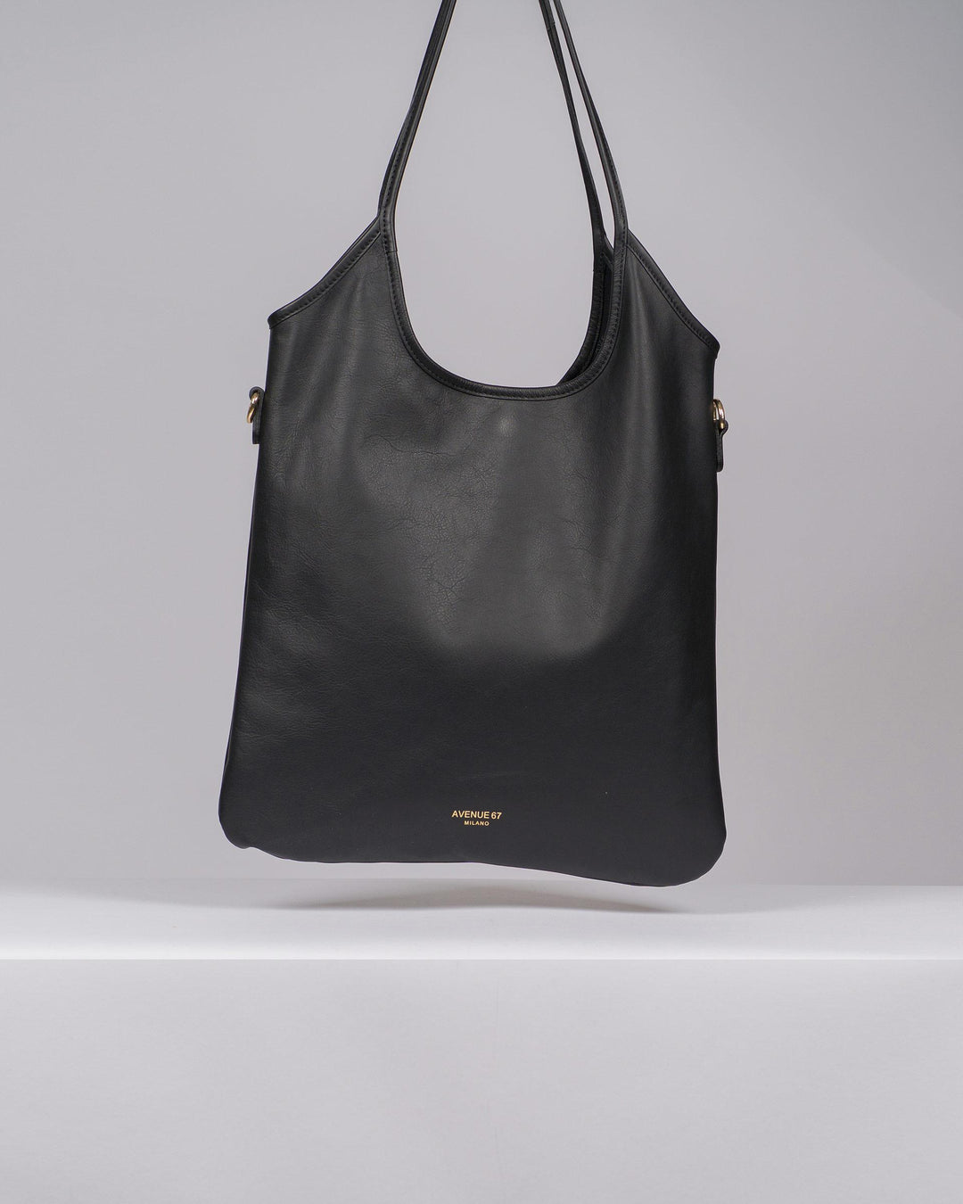 BORSA AVENUE NERA MODELLO SHANTY 