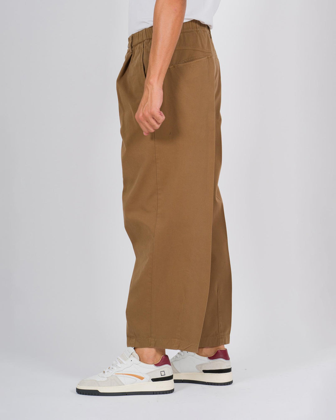 Pantalone Kochi in cotone gabardine cammello 
