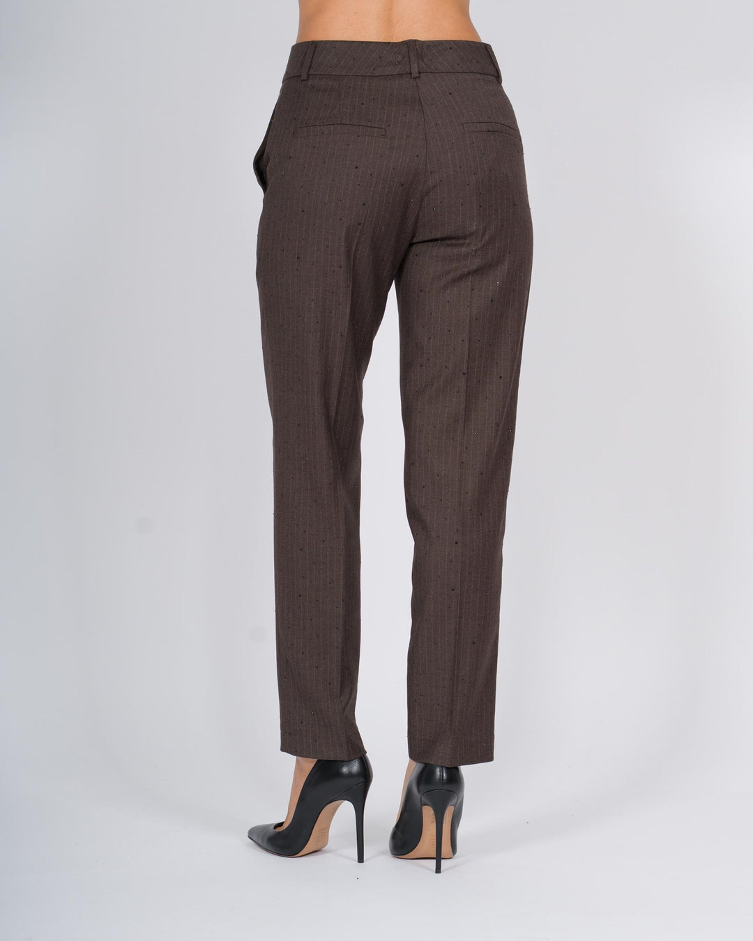 Pantaloni a gamba dritta con dettagli in strass e motivo a righe cacao 