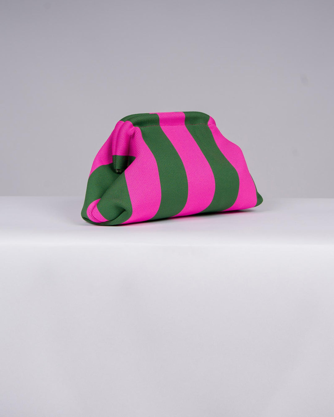 Borsa in Stoffa Rigata verde e fuxia. 