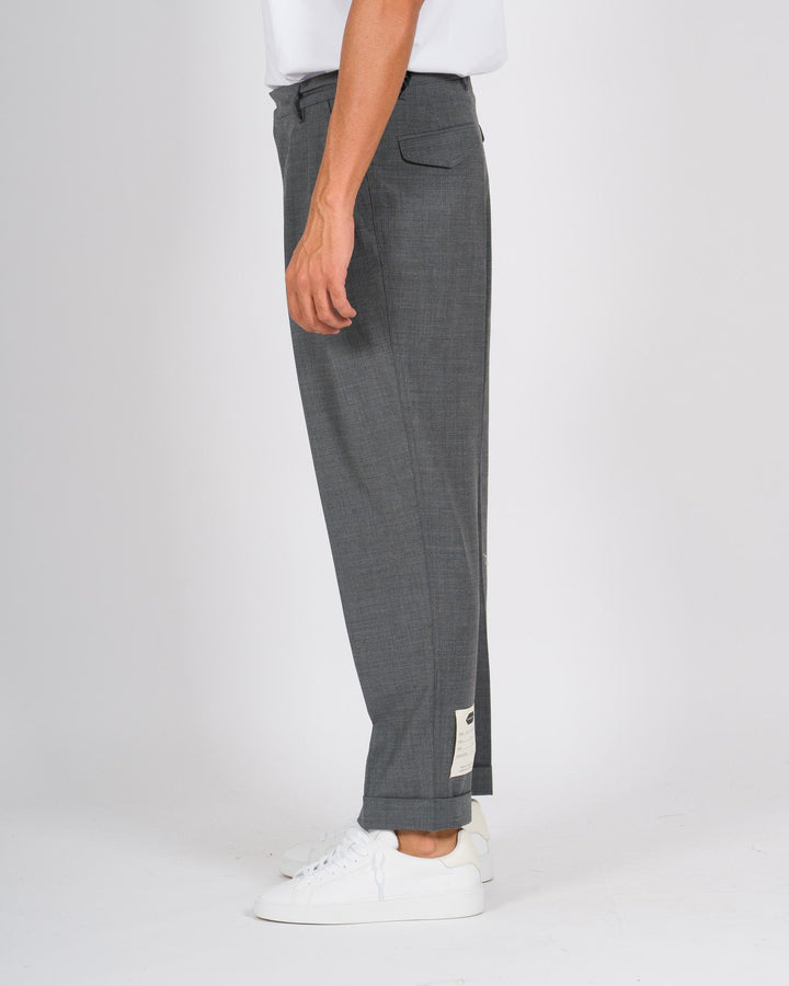 Pantalone doppia pince con risvolto grigio 