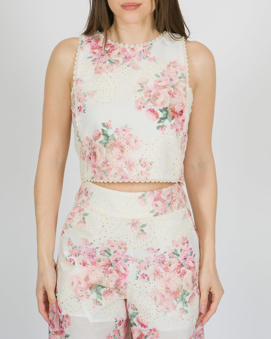 Top bianco Amosa in pizzo San Gallo con stampa floreale 