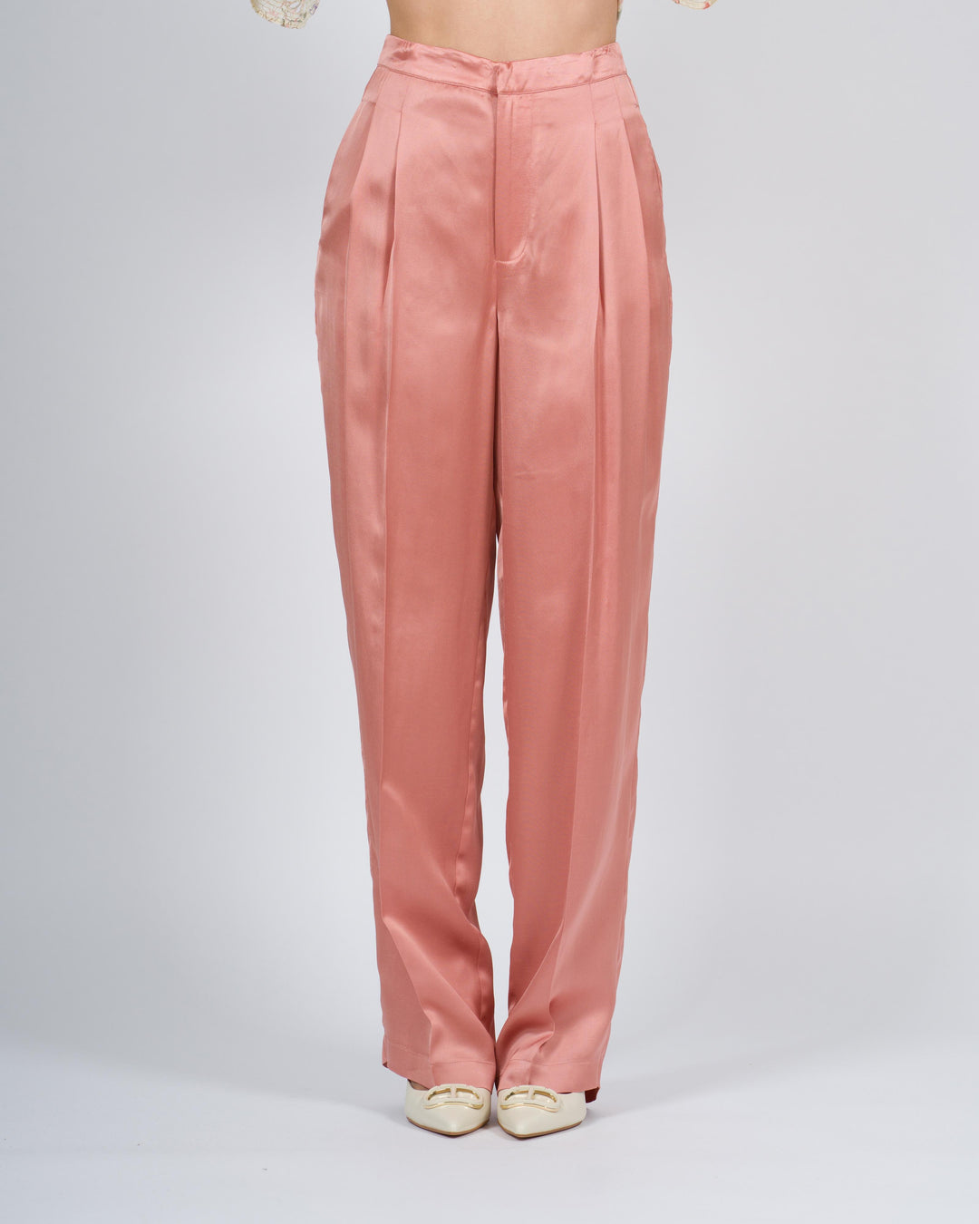 Pantaloni in envers satin rosa 