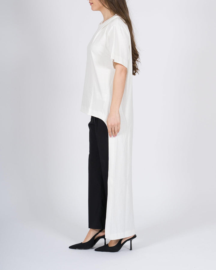 T-Shirt Bianca Meimeij in Cotone con Taglio Asimmetrico 