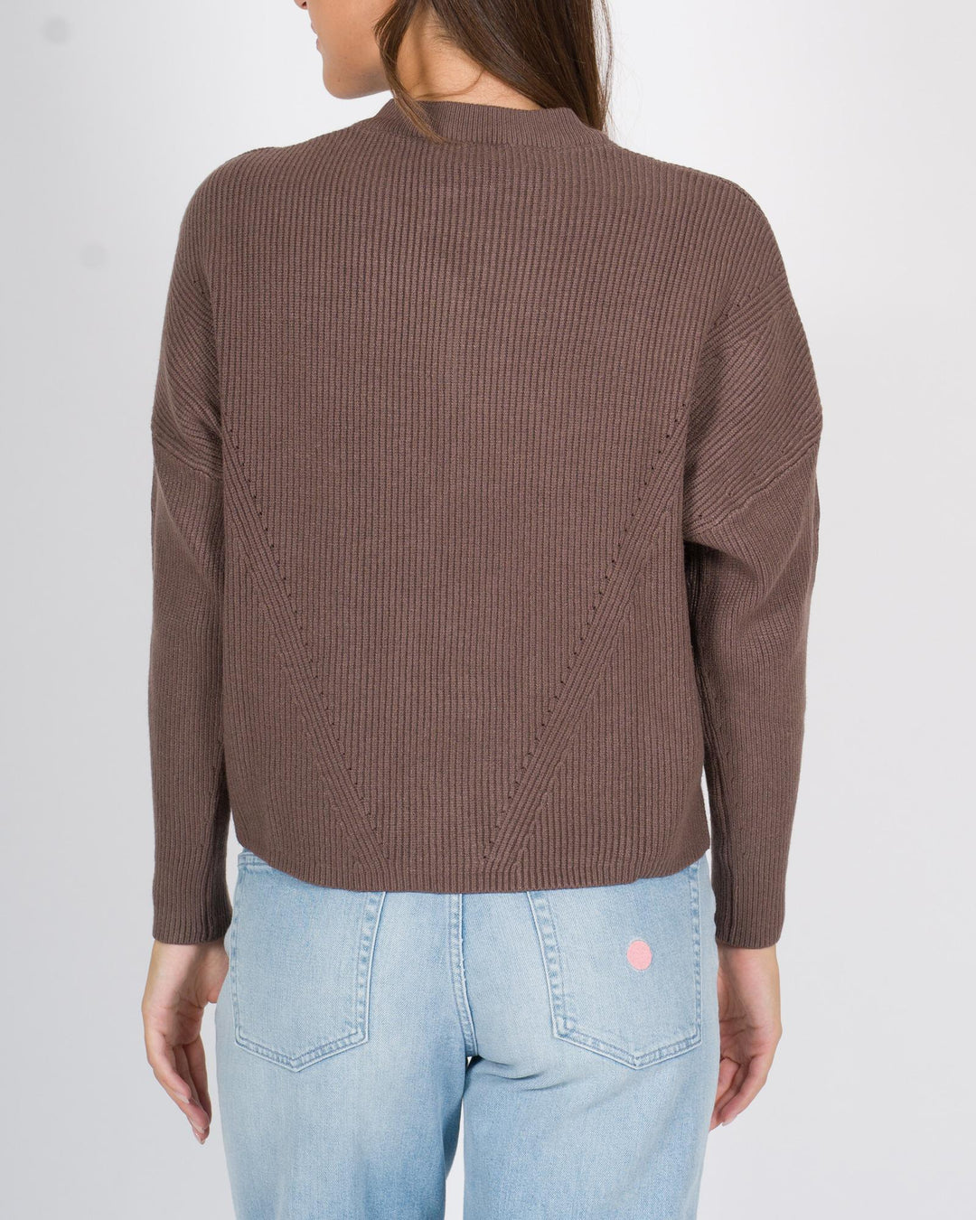 Maglia girocollo a costine cacao 