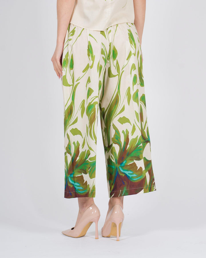 Pantalone Gaucho con stampa floreale verde su fondo bianco 