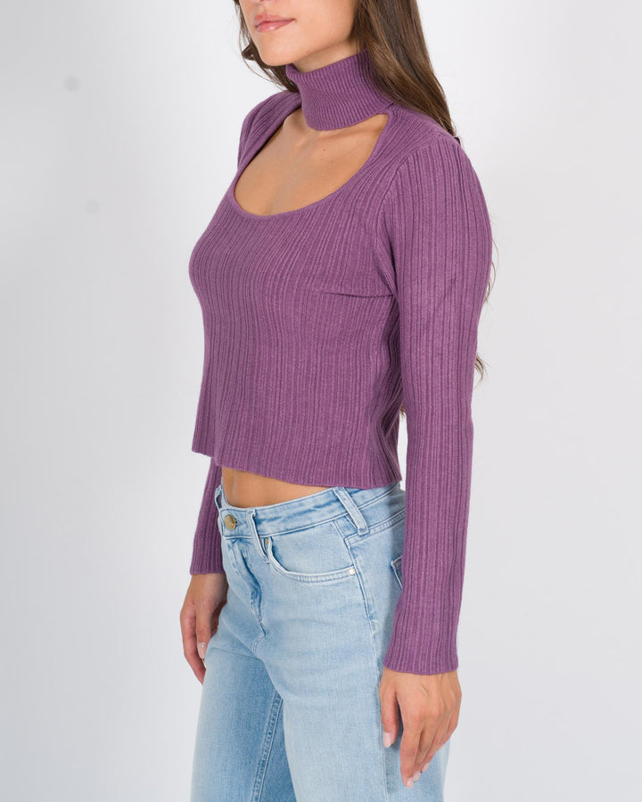 Maglia con scollatura melanzana 
