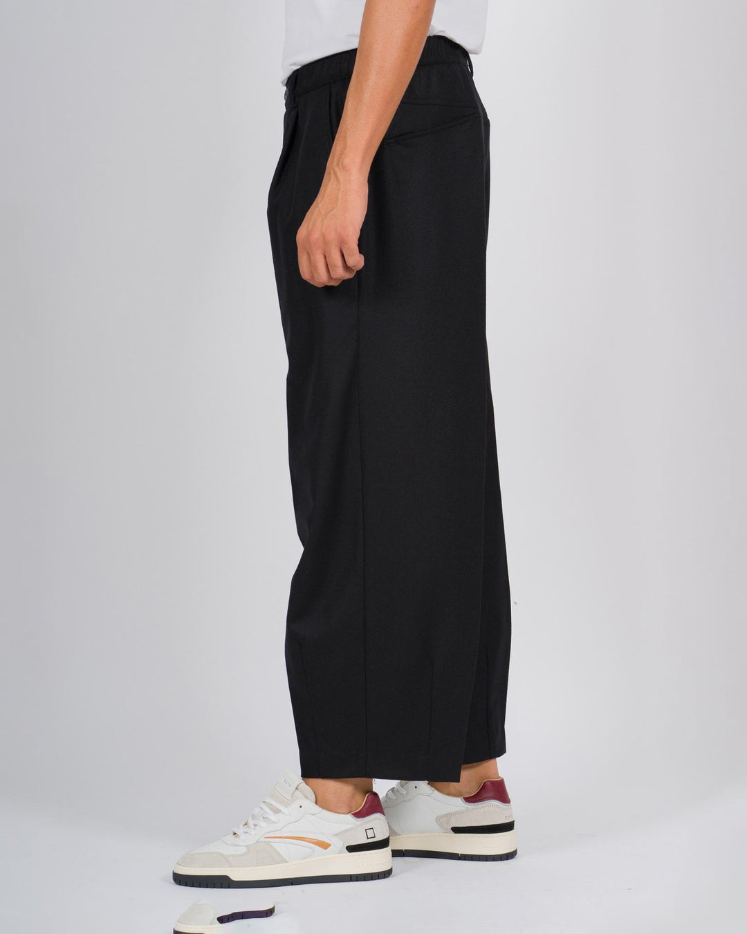 Pantalone Kochi in lana diagonale morbida nero 