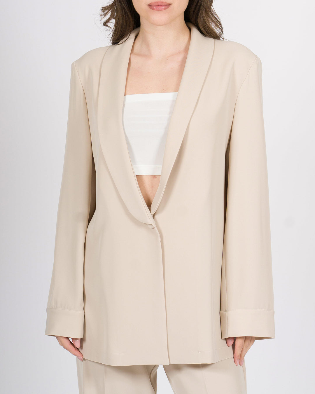 Giacca Silence beige monobottone con collo sciallato 
