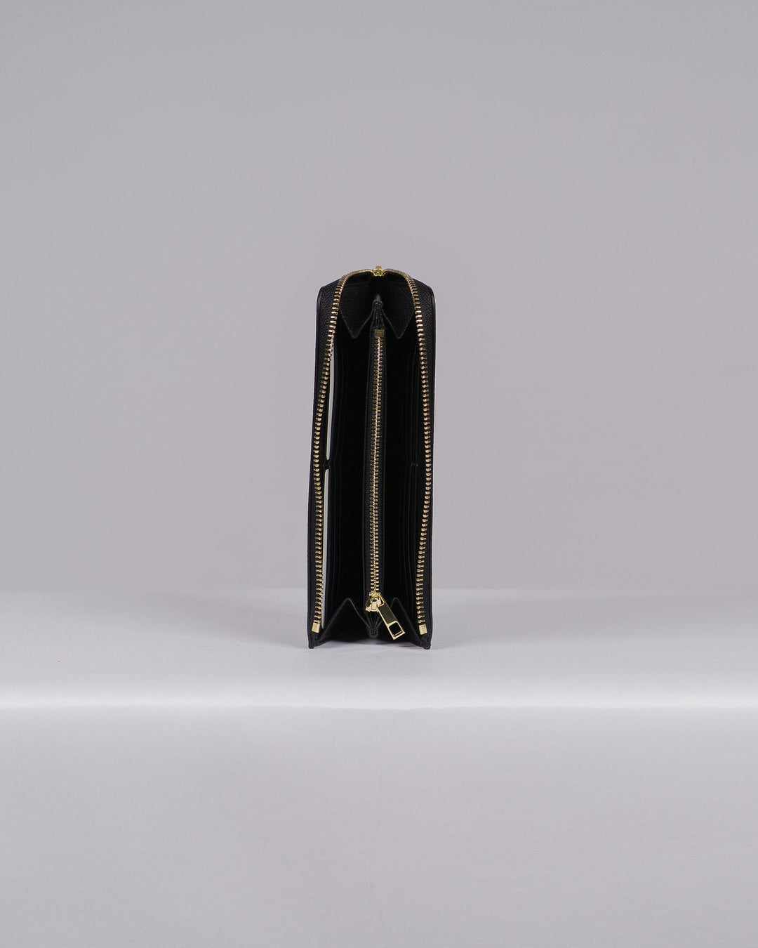 PORTAFOGLIO NERO MODELLO SAM 