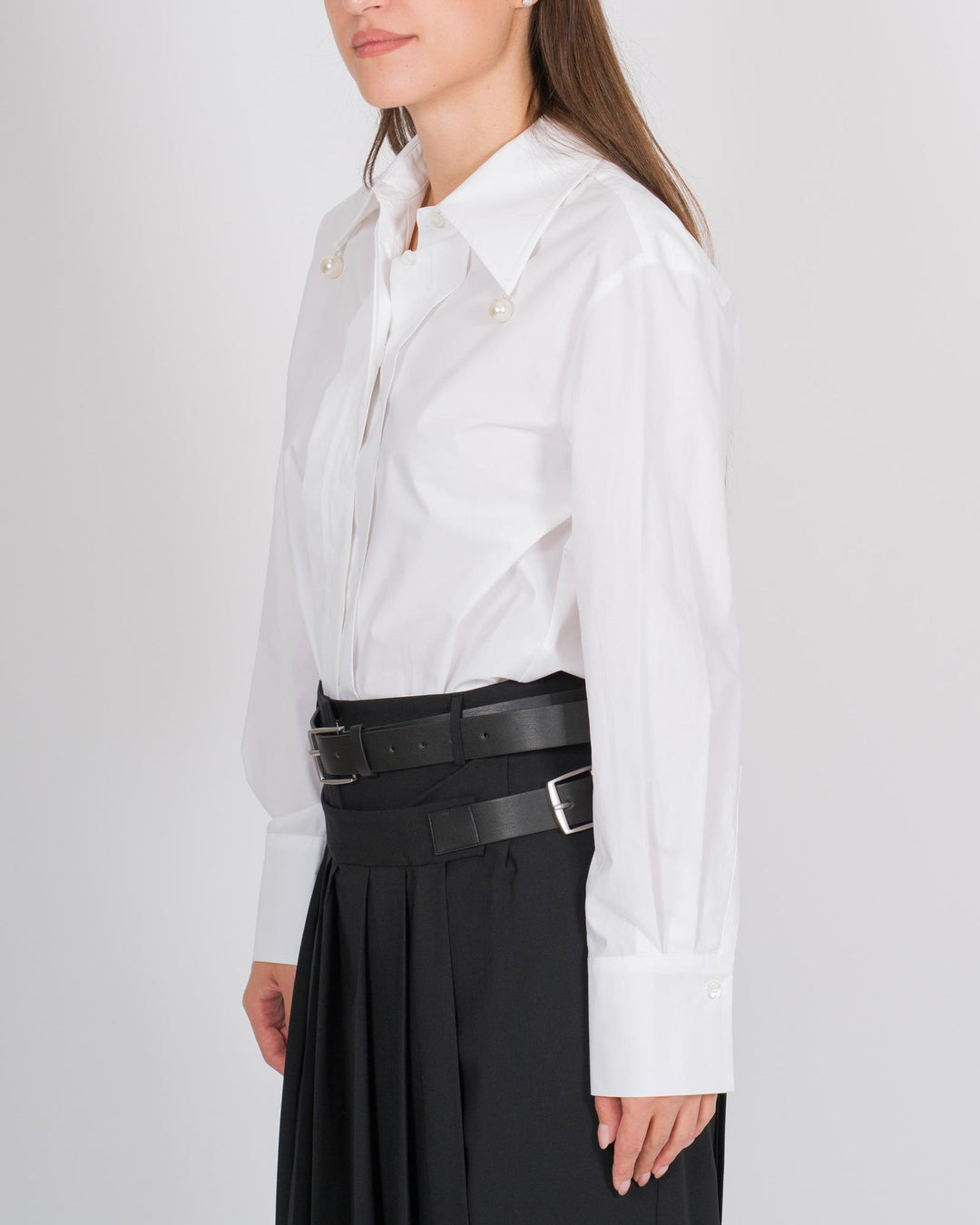 Camicia in popeline di cotone bianco con applicazioni di perle 