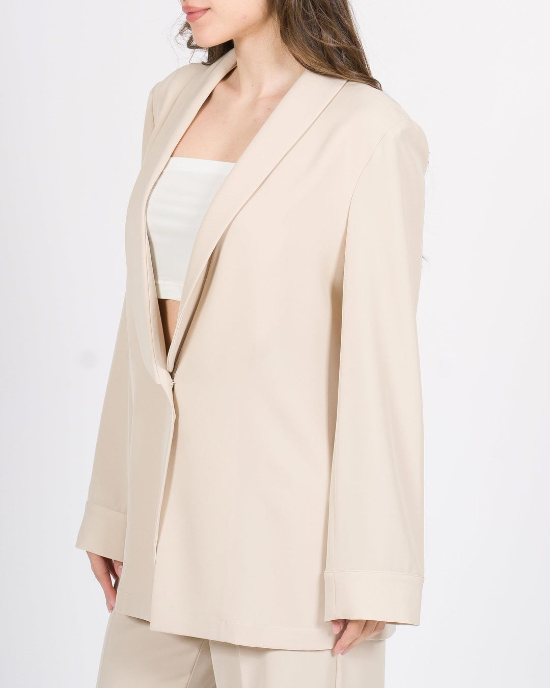 Giacca Silence beige monobottone con collo sciallato 