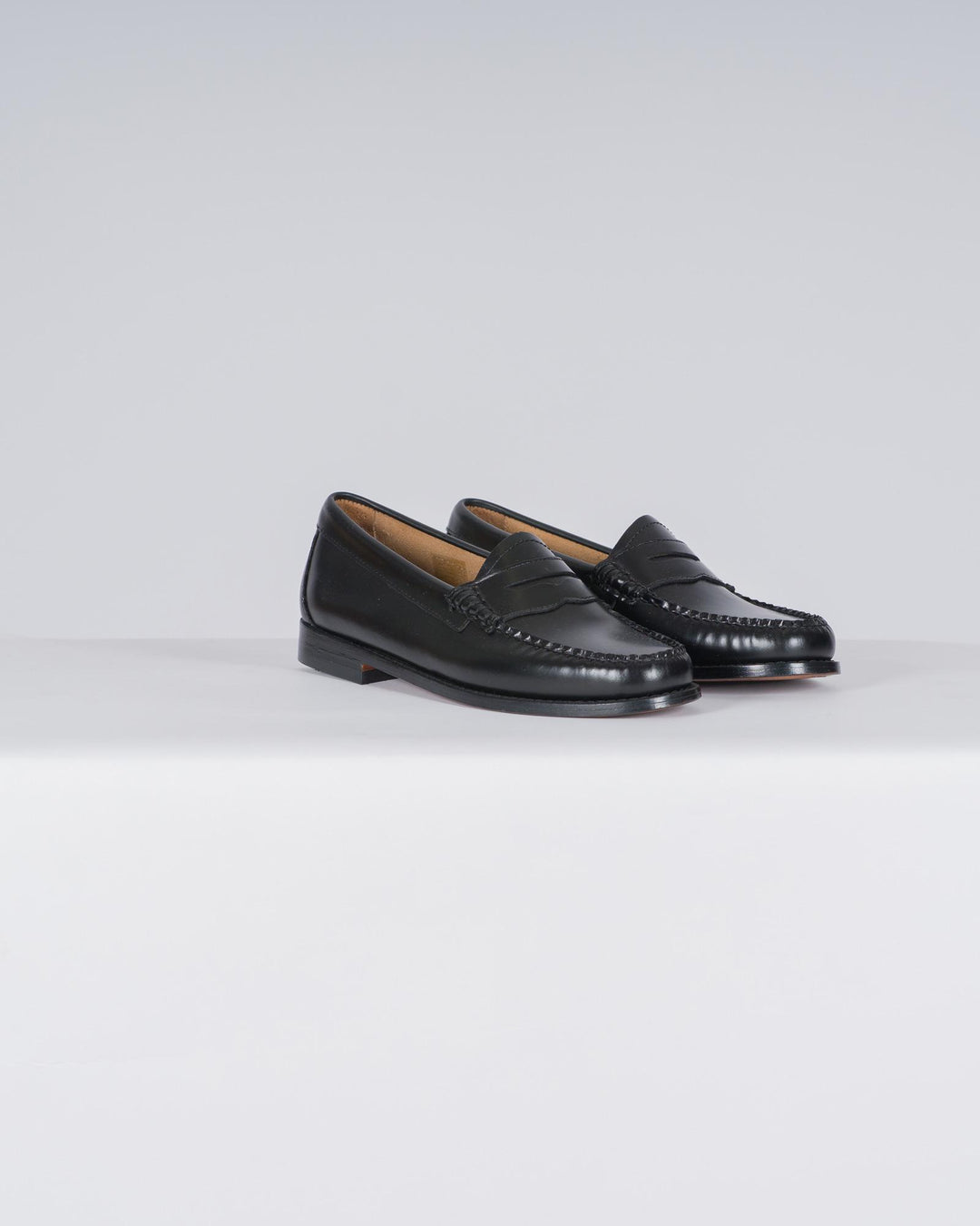 Weejuns Penny Loafers Plum leather black 