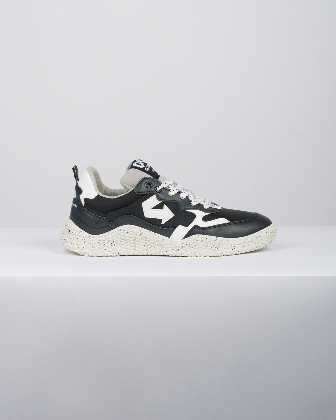 Sneakers Hana Black Ultra Drop 