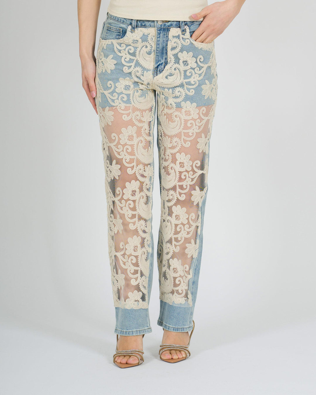 Jeans Amosa con trasparenze e dettagli in pizzo 