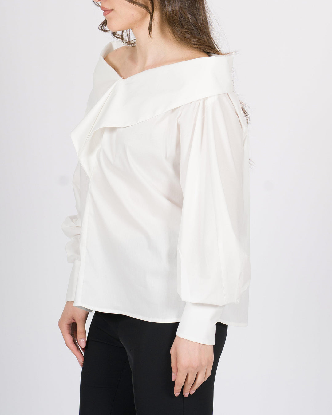 Camicia BiancaSILENCE  in Popeline con Scollo Omerale 