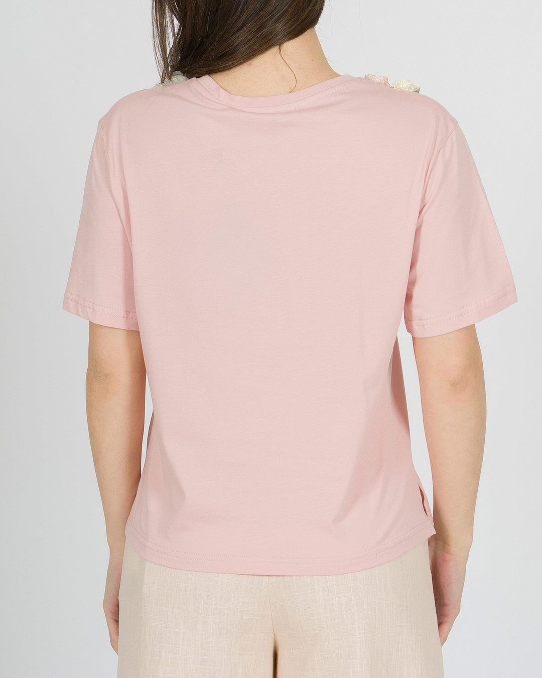T-shirt rosa Amosa con applicazione di  fiori 