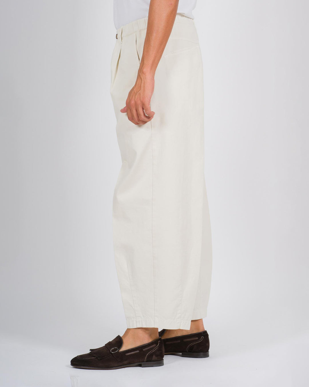 Pantalone Kochi in cotone gabardine panna 