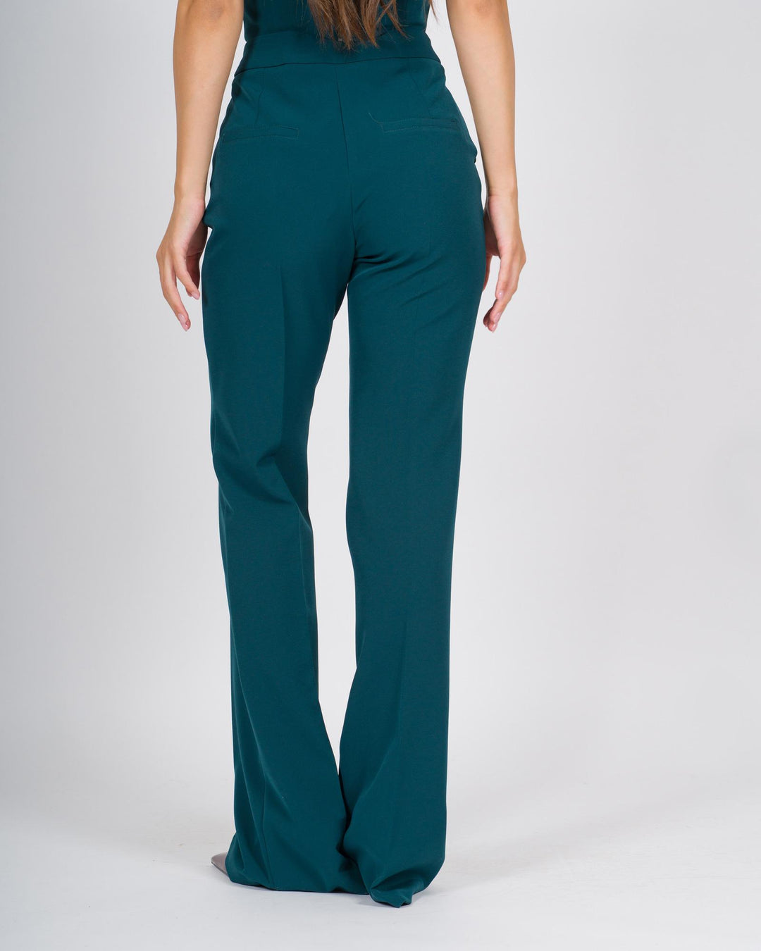 Pantalone a zampa verde 