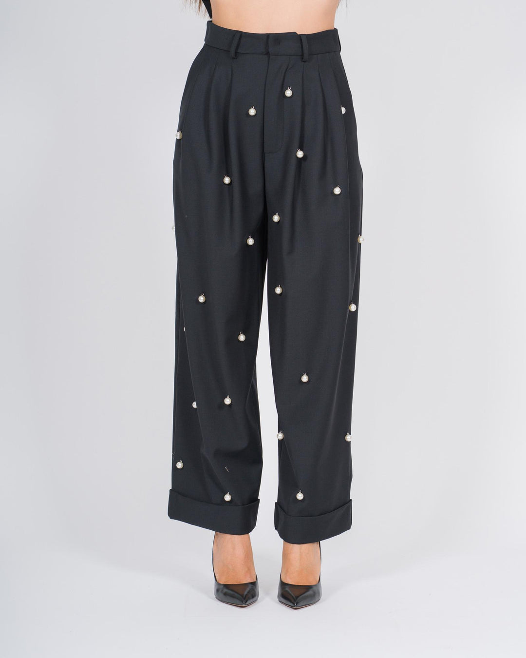 Pantaloni con doppia pence e applicazioni di perle neri 