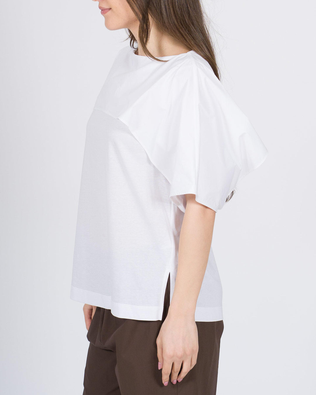 T-shirt Meimeij bianca in cotone con maniche e collo in popeline 