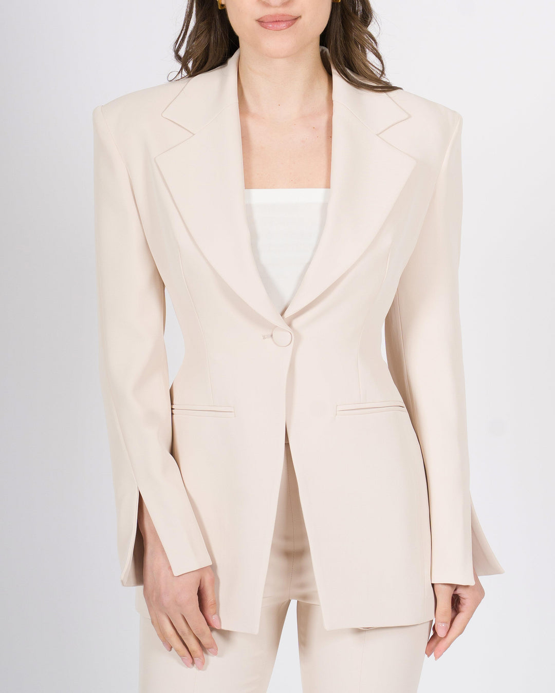 Giacca Silence beige slim fit con rever a lancia. 