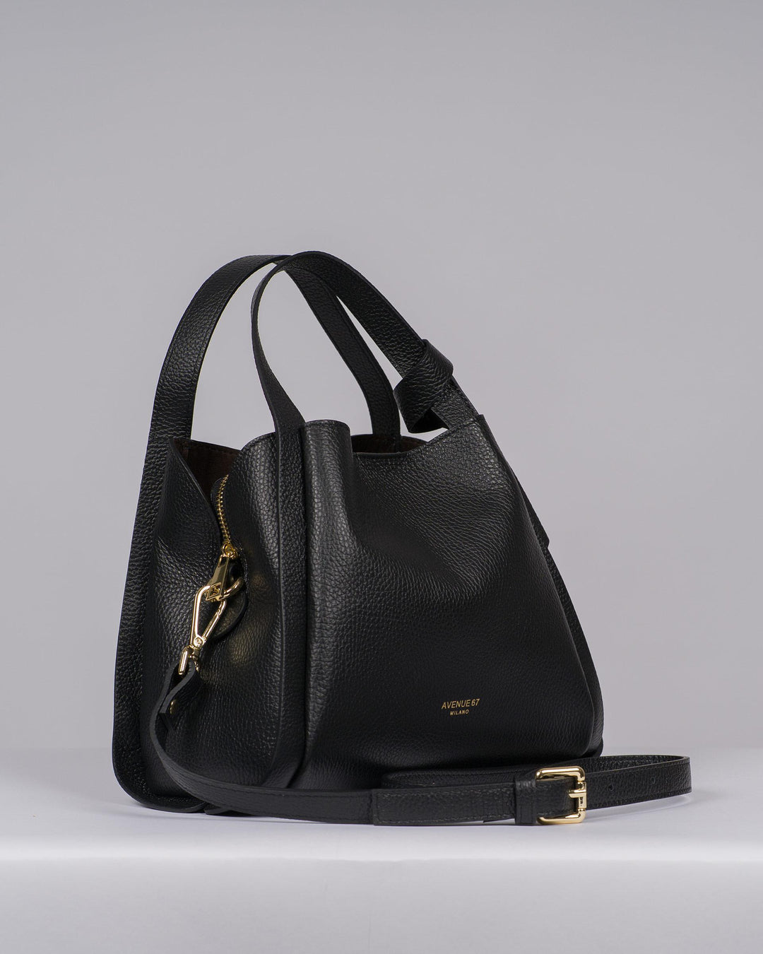 BORSA AVENUE NERA MODELLO GISELA 