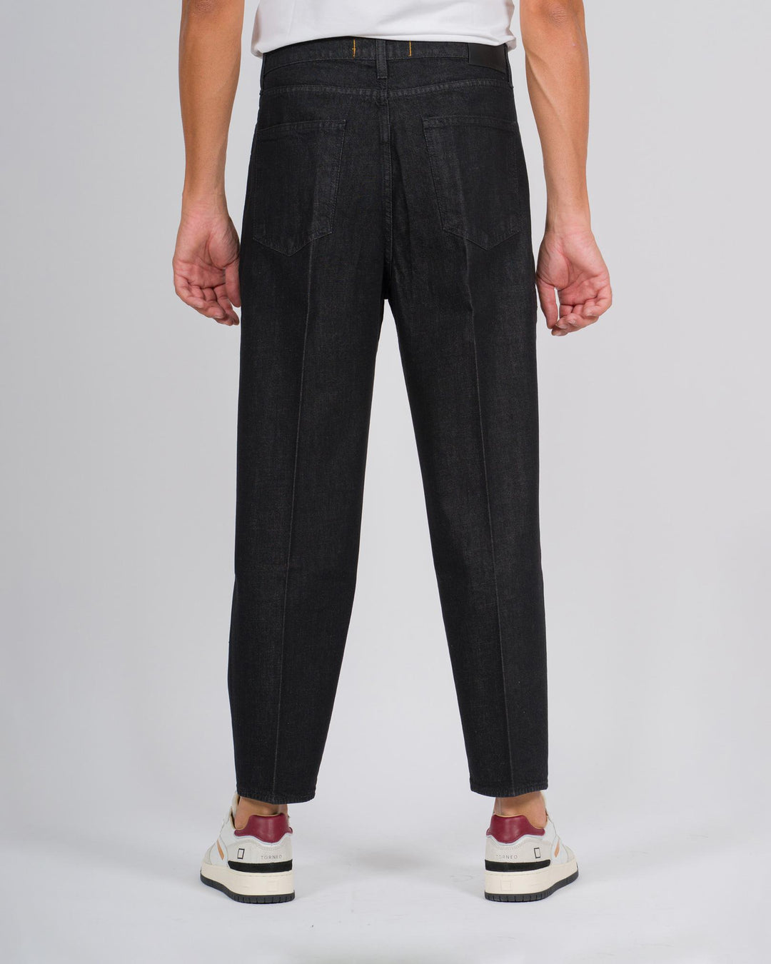 Jeans Osaka in denim nero lavaggio zero 
