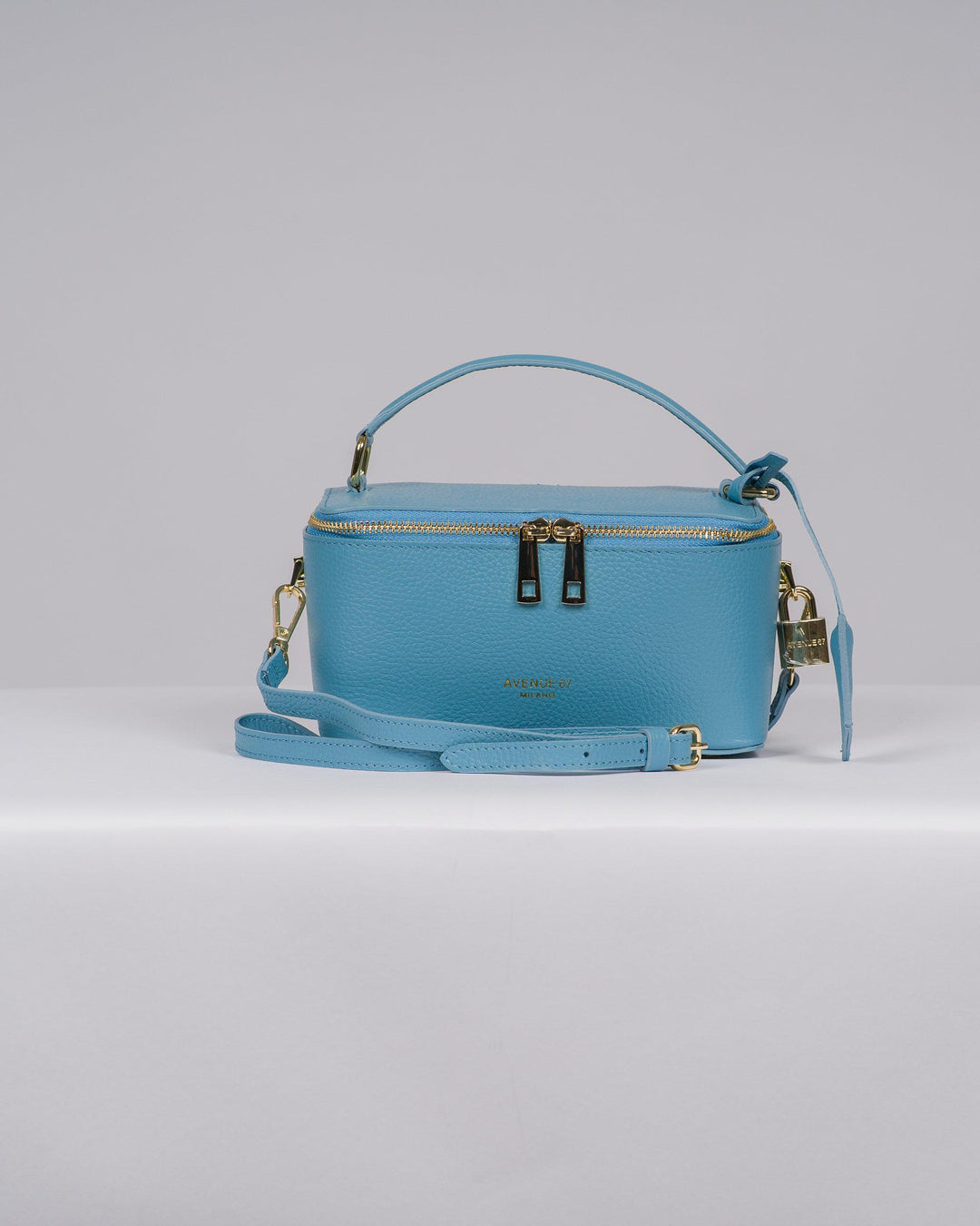 BORSA AVENUE AZZURRA MODELLO IMAN 