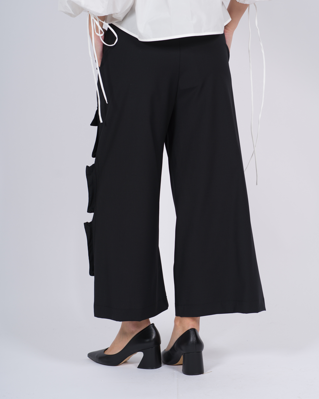 Pantalone con tasche nero<BR/> 