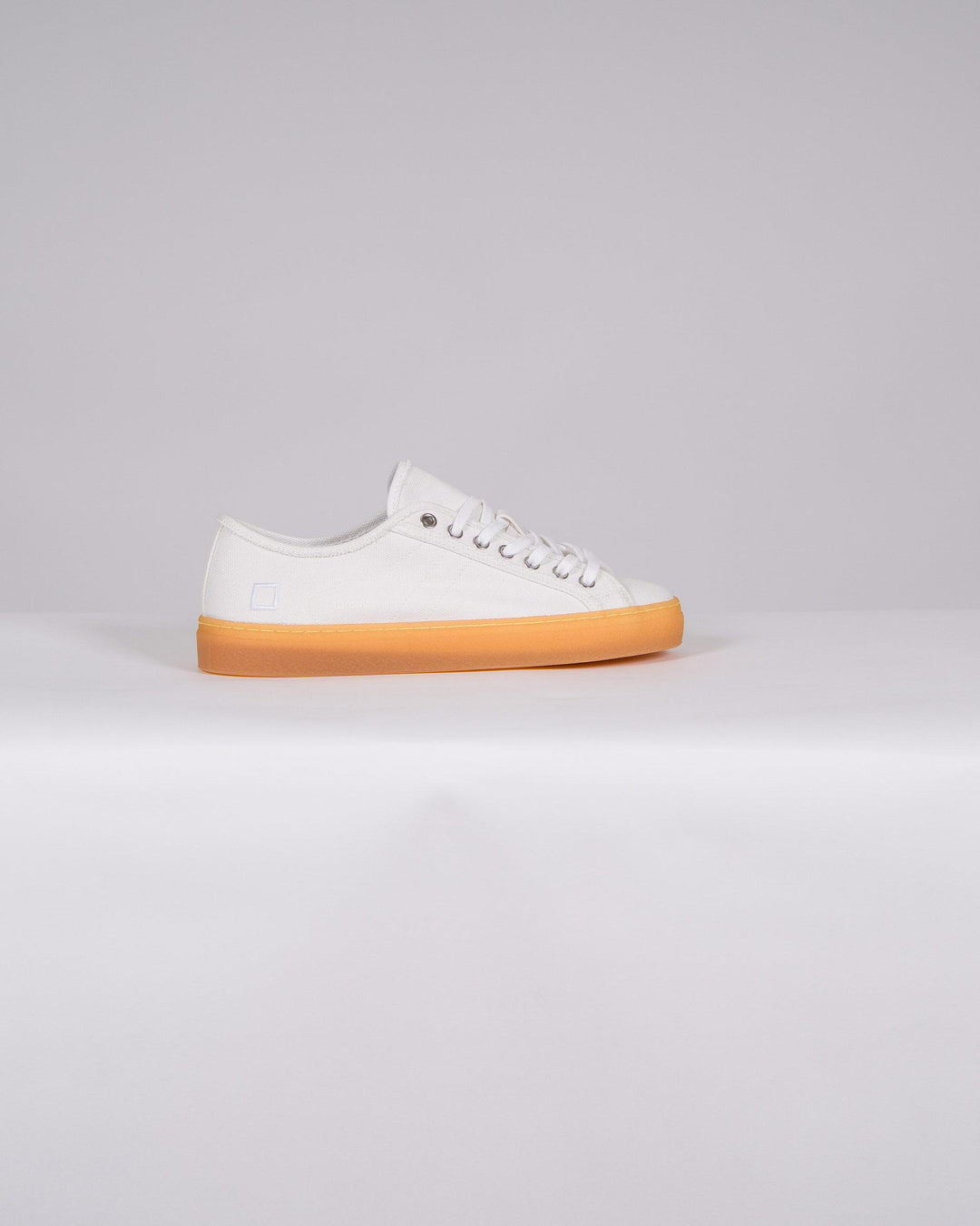 TENDER CANVAS WHITE<BR/> 